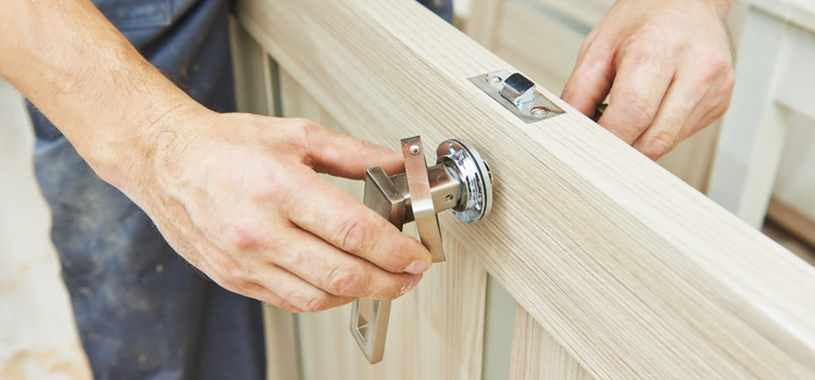 interior door repair Pompano Beach